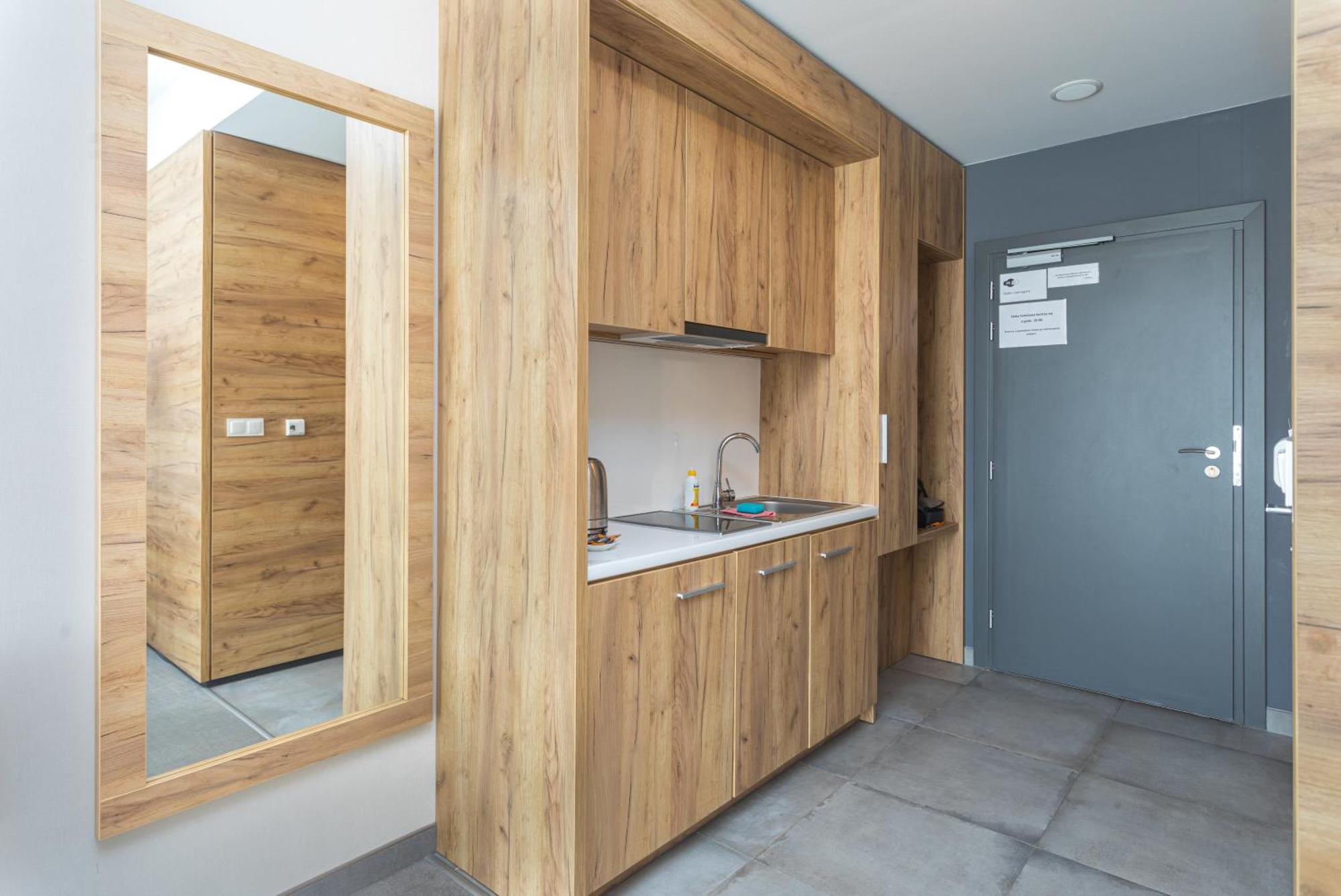 Aparthotel Apartamenty Czarna Gora 130 西恩纳 外观 照片